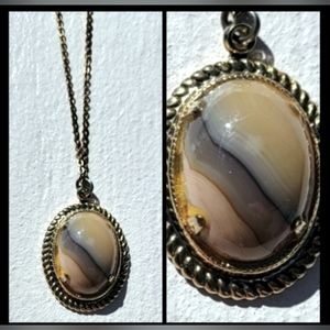 Vtg 60s Les Benard Inc 12k gold filled cream black grey agate cameo necklace